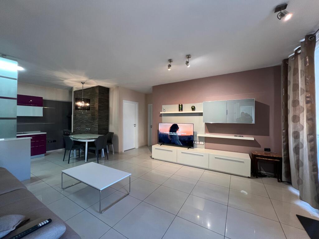 Apartment 3+1 for rent Center, at the New Bazaar