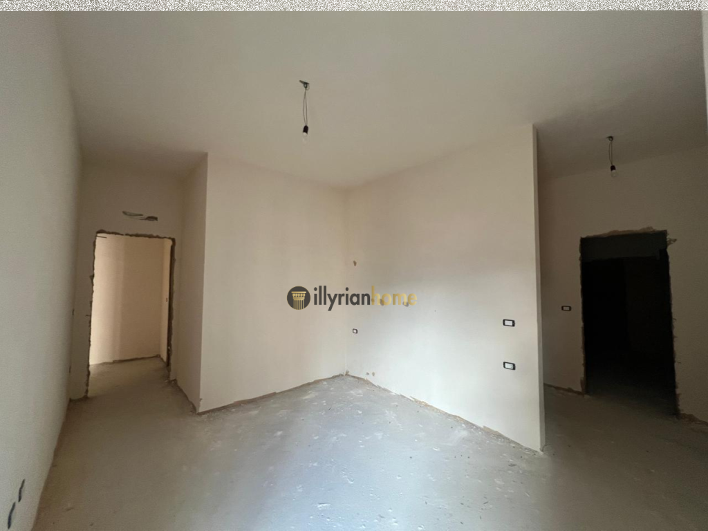 Apartment 2+1+2 Bathrooms for Sale, Laprakë, Tirana