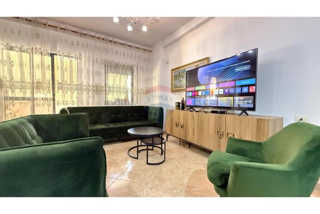 Apartament 2+1 per qira tek Kompleksi Dinamo.