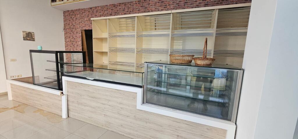 📢 Forno per pane in affitto 📍 Astir