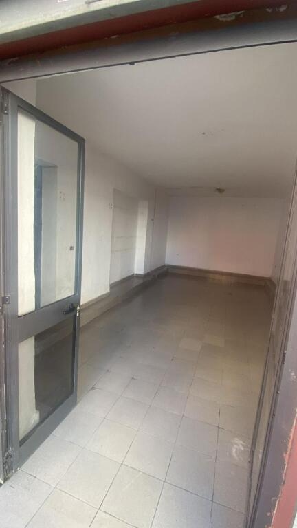 Shop for Sale in the Heart of Durrës – Train Station!
