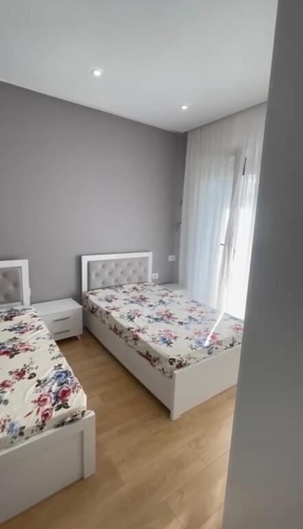 🏡 IN AFFITTO – APPARTAMENTO 2+1+2 – Kinostudio