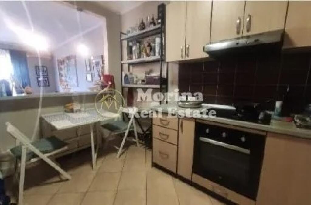 Affitto, Appartamento 1+1, a 21 Dhjetori, 500 Euro