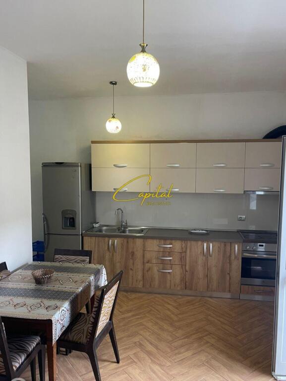 APARTAMENT ME QERA 2+1 DON BOSKO 450 EURO