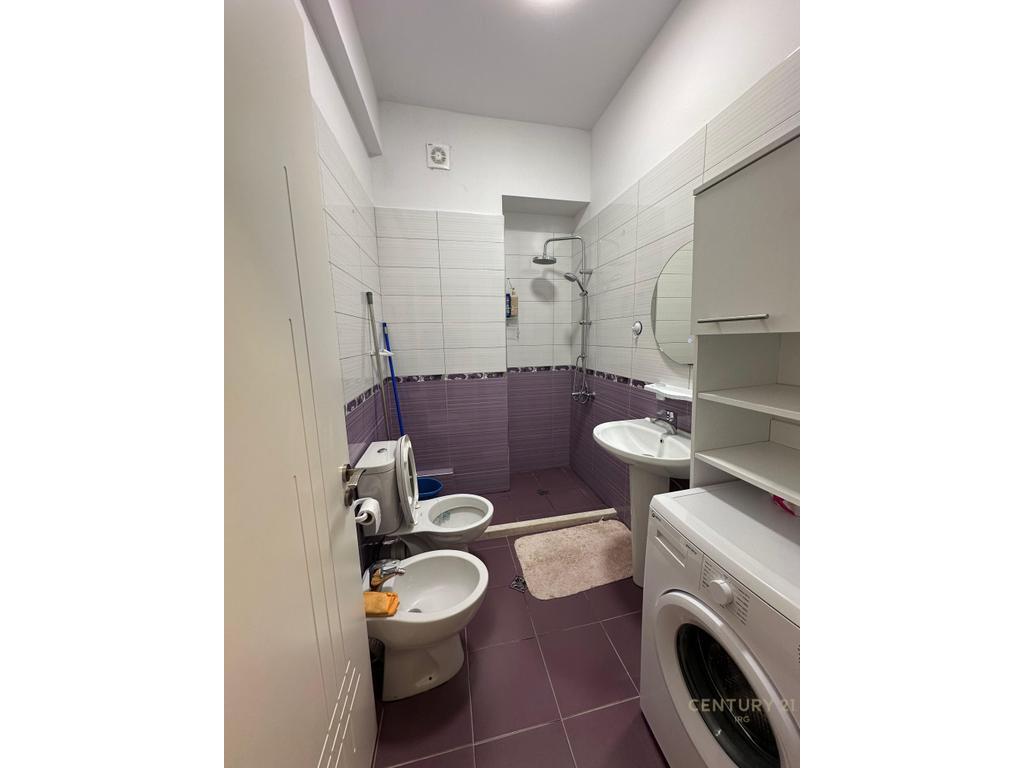 APARTAMENT 1+1 PER QIRA TEK KOMPLEKSI KONTAKT! 600 € /Muaj