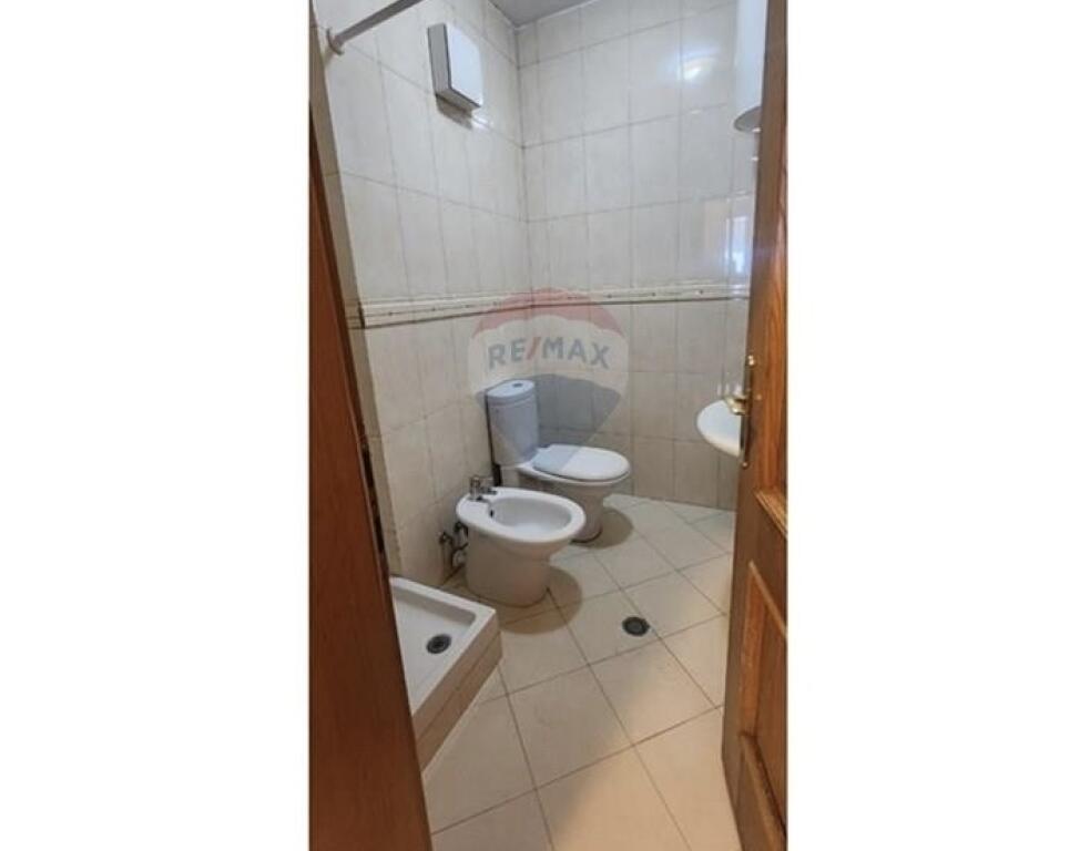 Jepet apartament 1+1 me qira ne Bllok