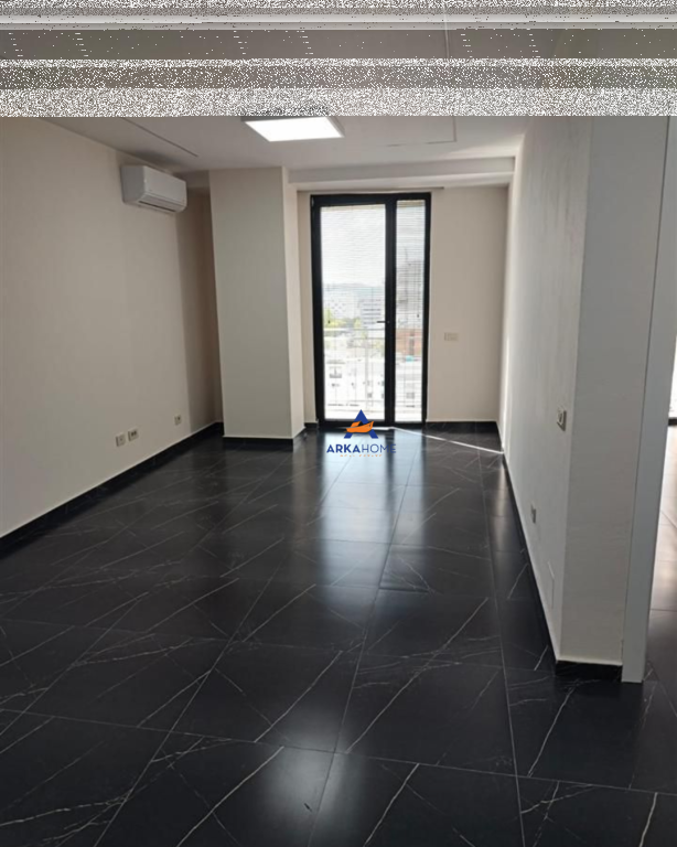 UFFICIO IN AFFITTO 75M2 "AL GOLDEN TOWER RESIDENCE, MINE PEZA" 550 EURO