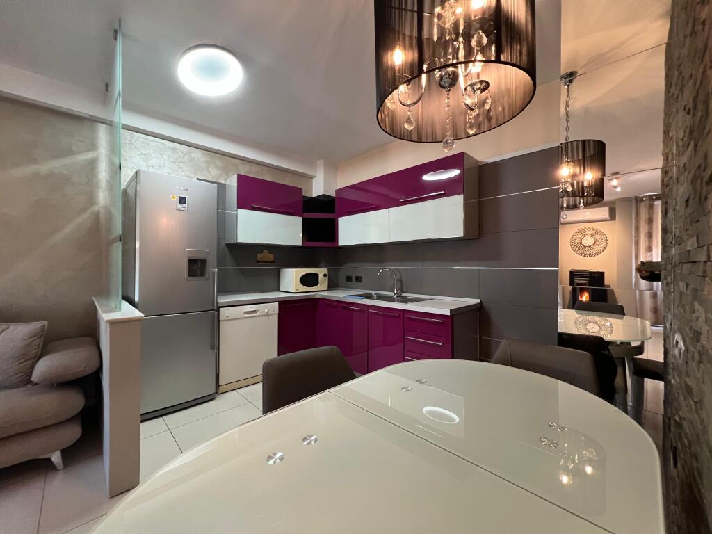 Apartment 3+1 for rent Center, at the New Bazaar