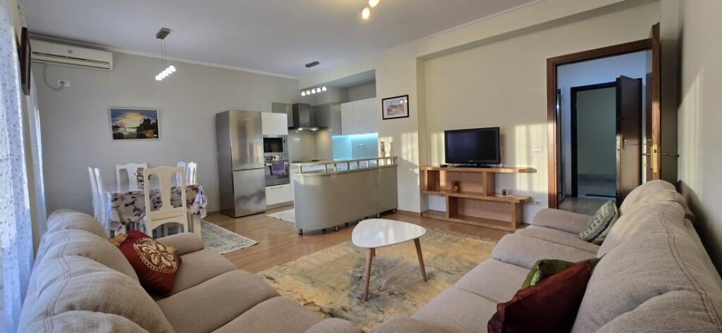 APARTMENT FOR RENT 2+1 PAZARI I RI 750 EURO