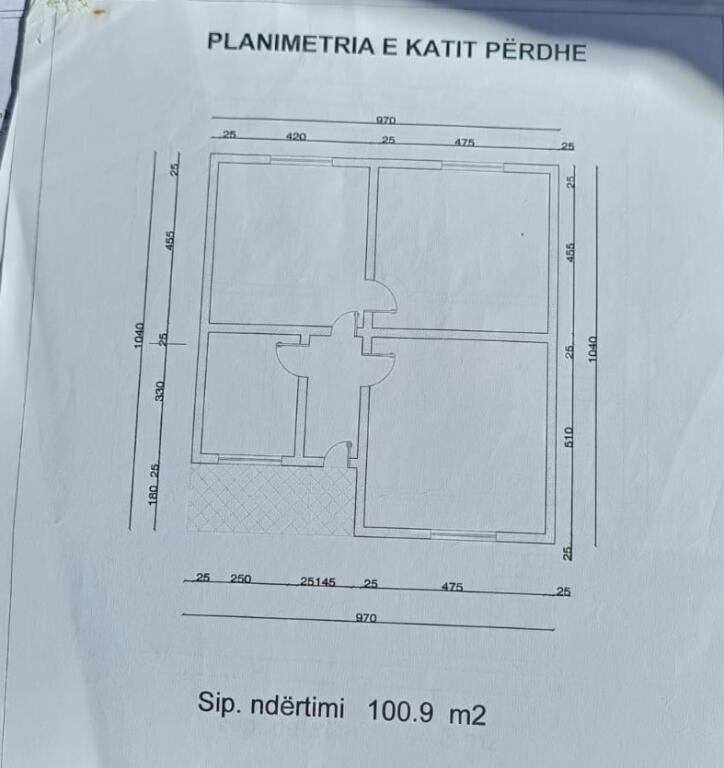 Vilë Në Shitje në Allias, Shkolla e Bashkuar, Tiranë - 590,000€!