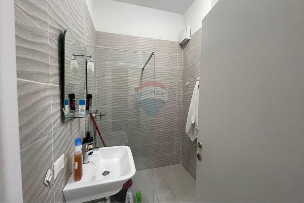 Apartament 1+1 per shitje tek Square 21!