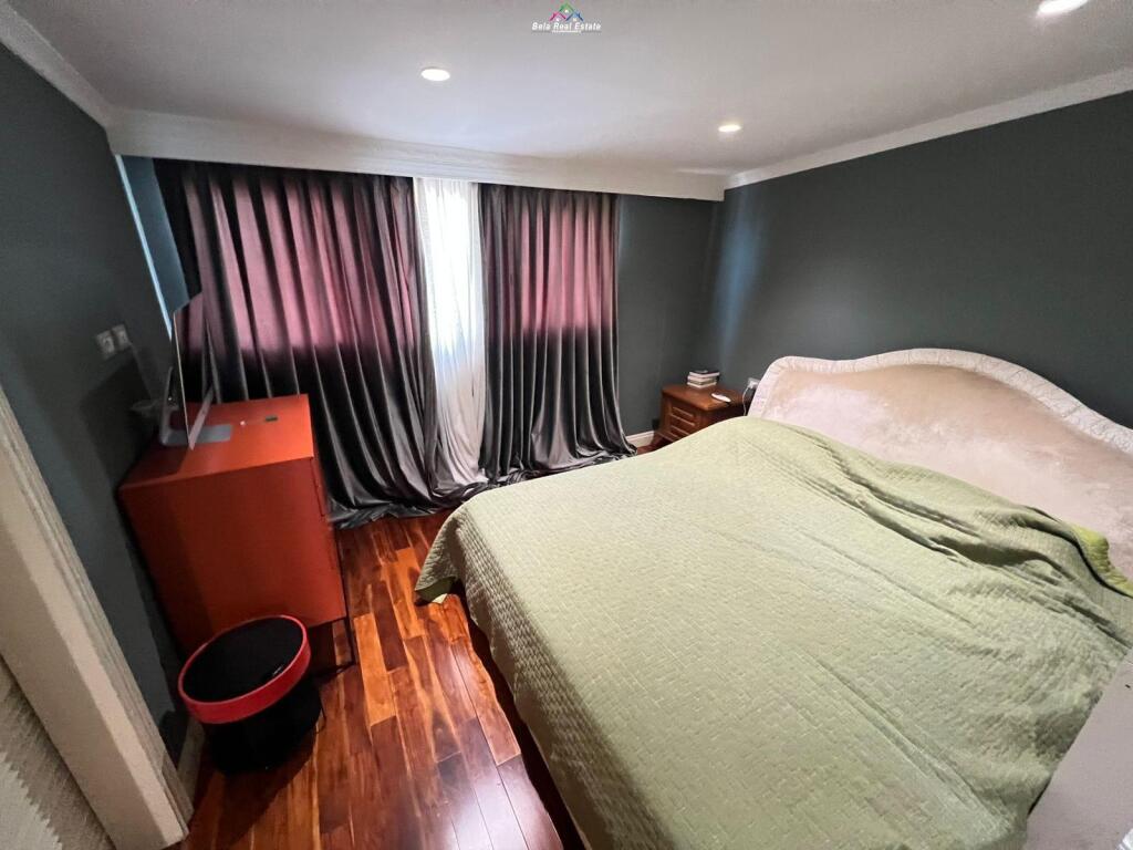 Penthouse Ne Shitje 3+1+2 Ne Qender (ID B130103) Tirane.