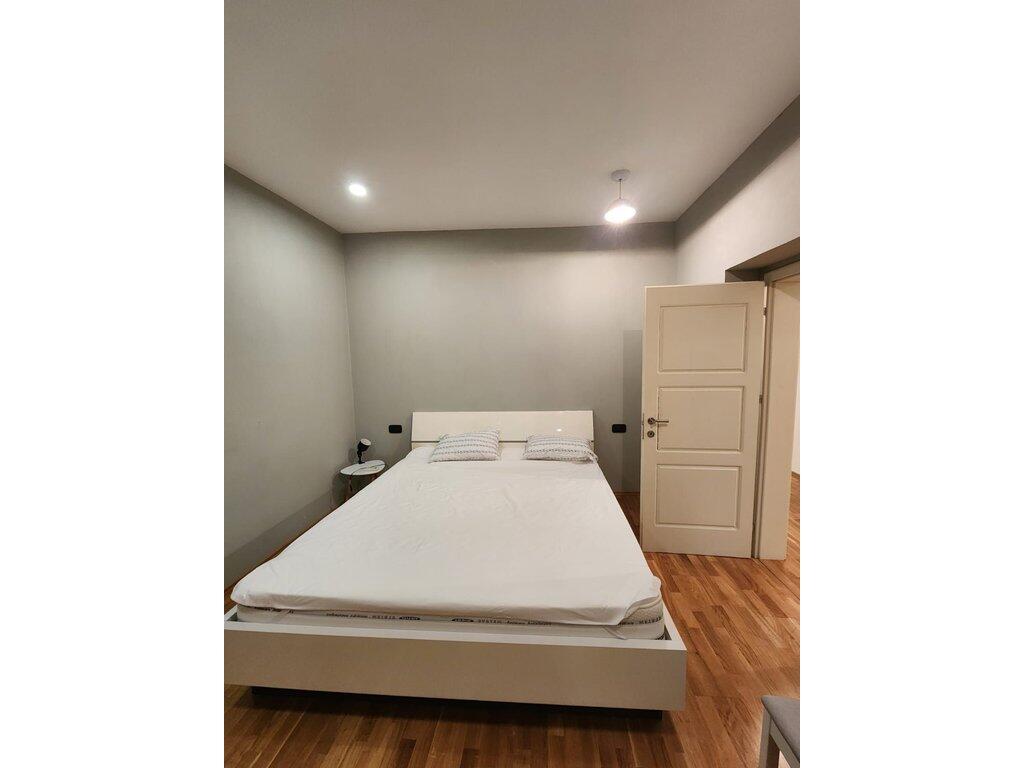 Qera, Apartament 1+1, Mine Peza
