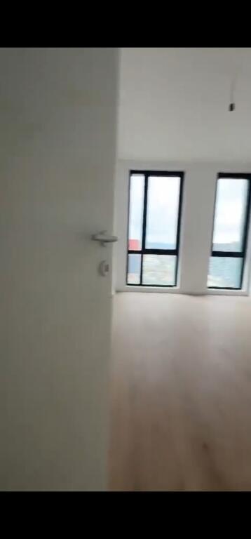 Shitet Apartament 1+1 – Bulevardi i Ri, Tiranë
