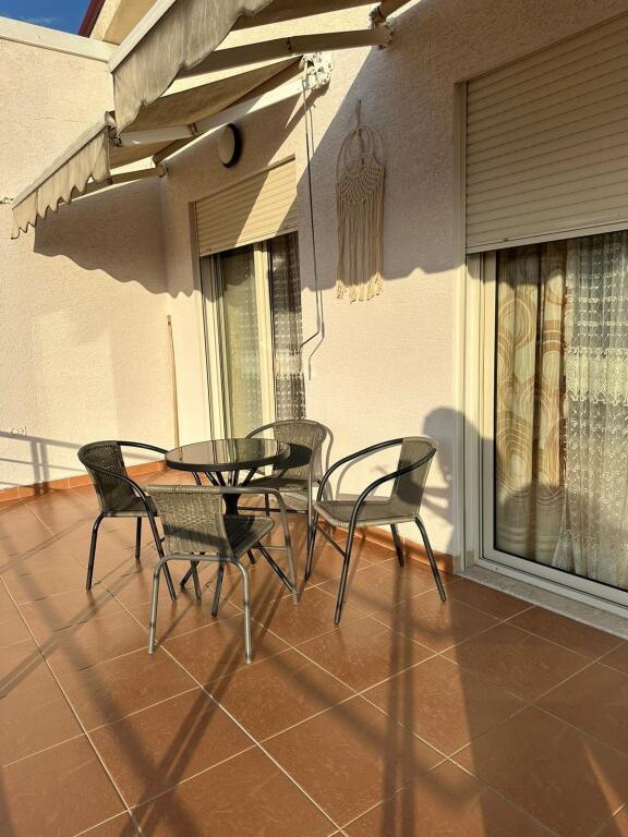 Apartment 2+1+2+veranda (duplex) for rent in Fresk near Nuclear Physics