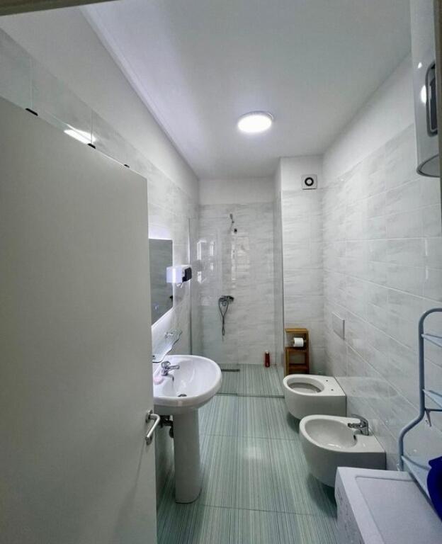 Bulevardi i Ri, Apartment 2+1+2 for Rent.