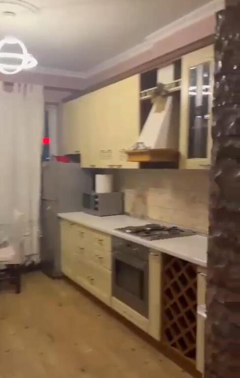 2+1 apartment for rent in Zogu Zi!