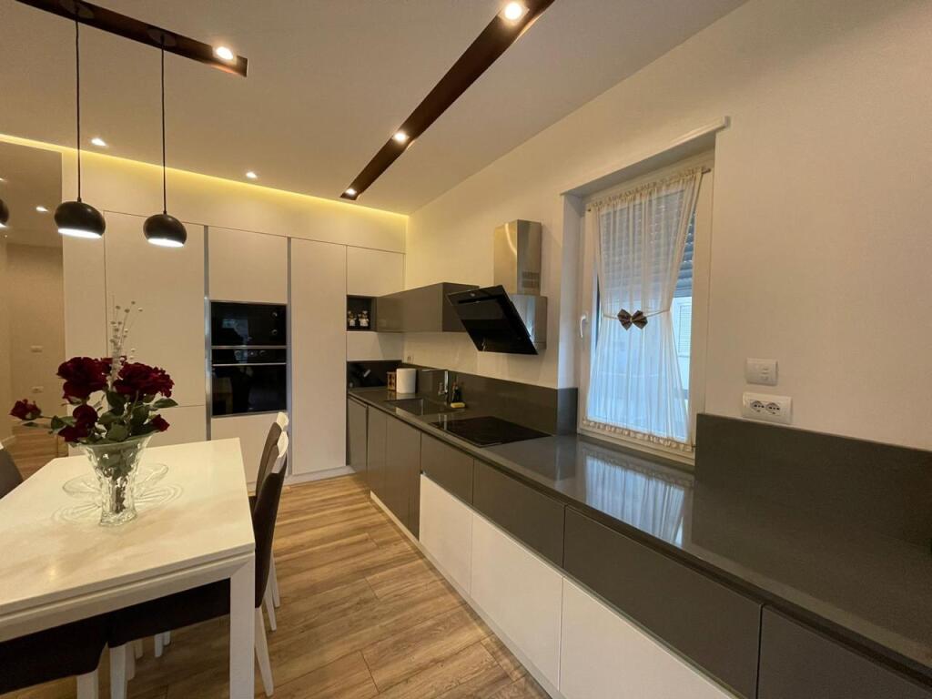 FOR RENT APARTMENT 3+1+2 NEAR THE ZOOLOGICAL GARDEN + 1 PARKING SPACE 🅿️