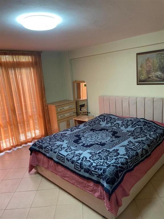 APARTAMENT ME QERA 2+1 PAZARI I RI 60.000 LEKE