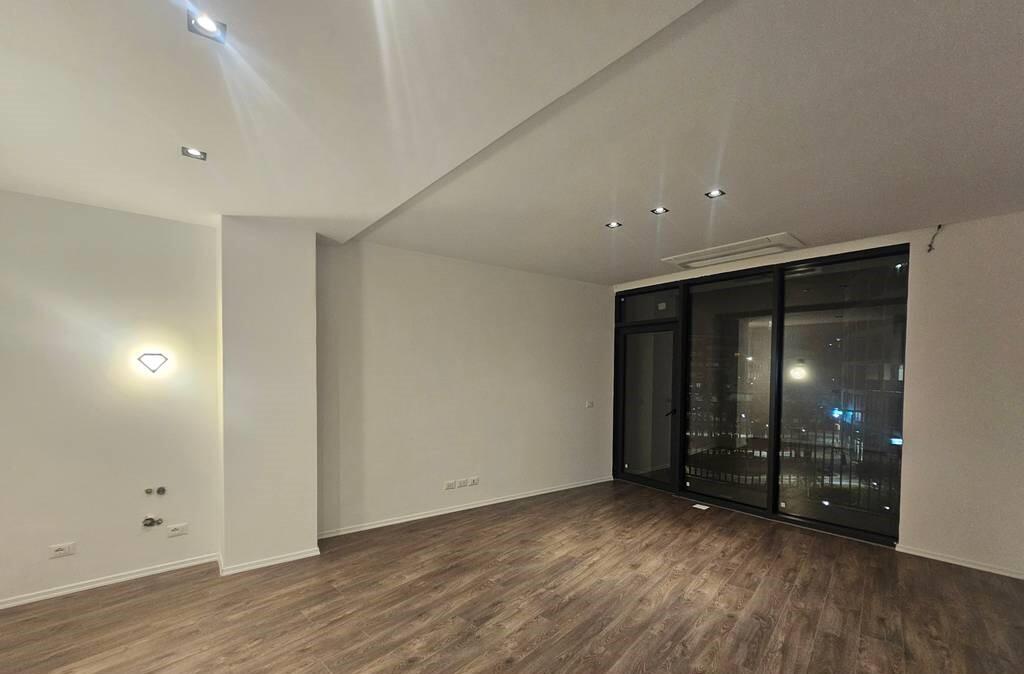 OFFICE + PARKING SPACE FOR RENT AT LAKE VIEW RESIDENCES.