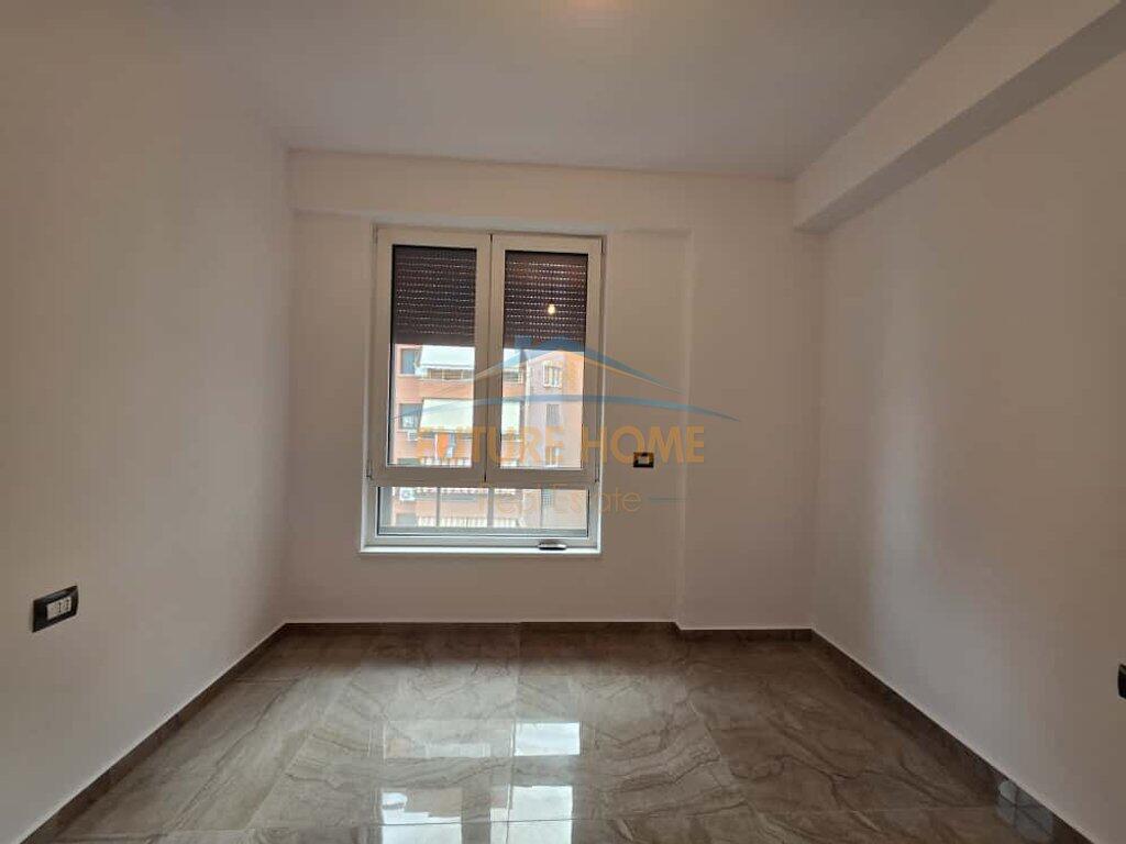 🏢 Office for Rent 2+1 – Myslym Shyri, Tirana