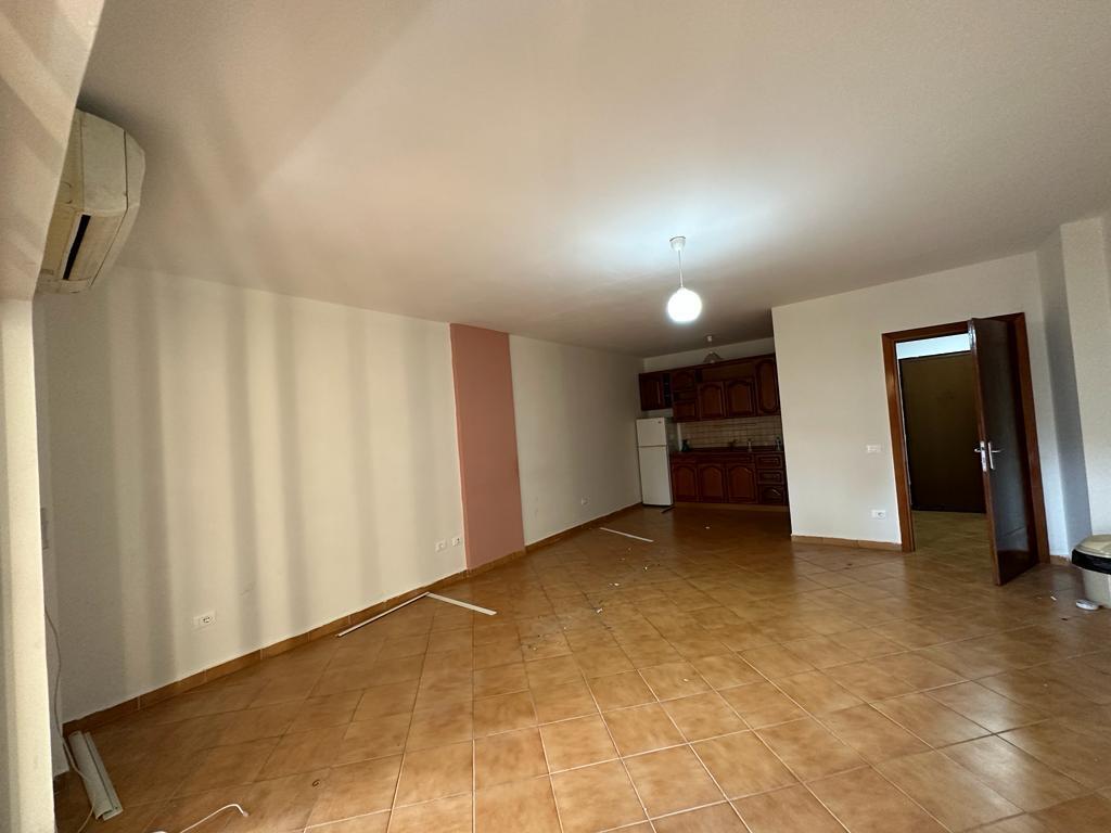 Apartment near the American embassy 3+1+2