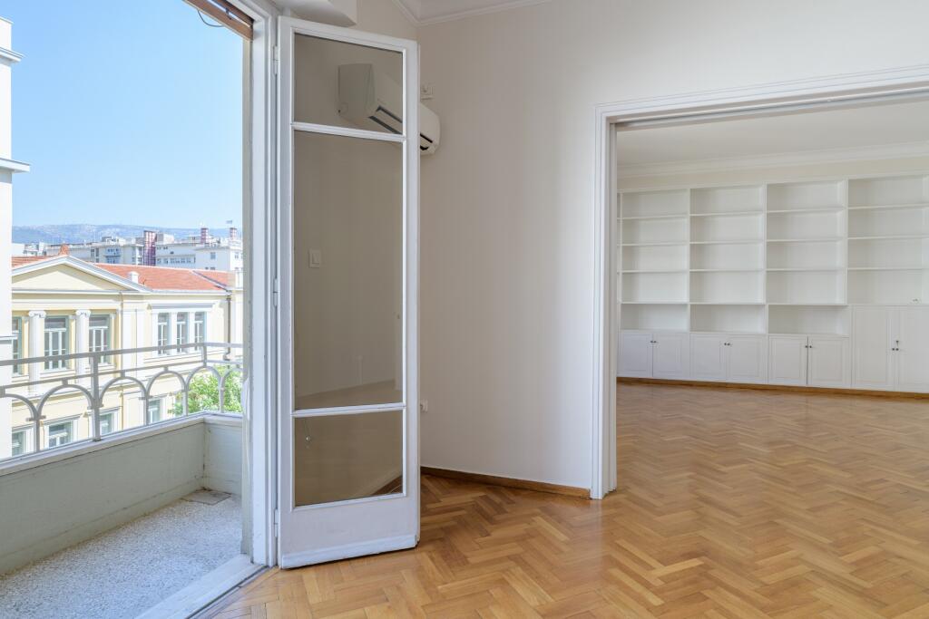 Office For Rent 2+1 at Durres Street (ID BZ2707) Tirana