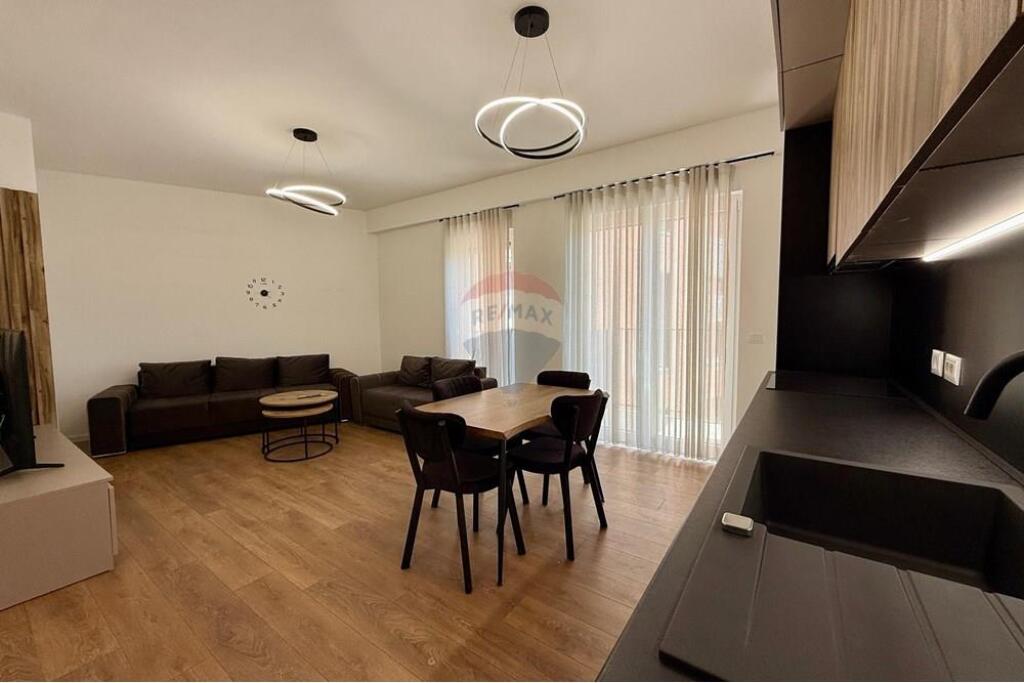 Rruga Jordan Misja, Tirane, Apartament  Per Qira