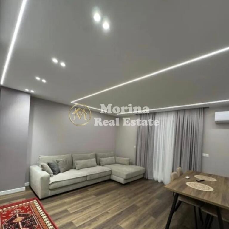 Affitto, Appartamento 1+1, Viale Zogu I, 800 Euro