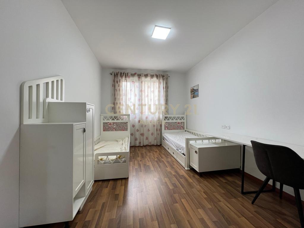 SHITET APRTAMENT 2+1+2 TE REZIDENCA ALBA, PRANE 21 DHJETORIT