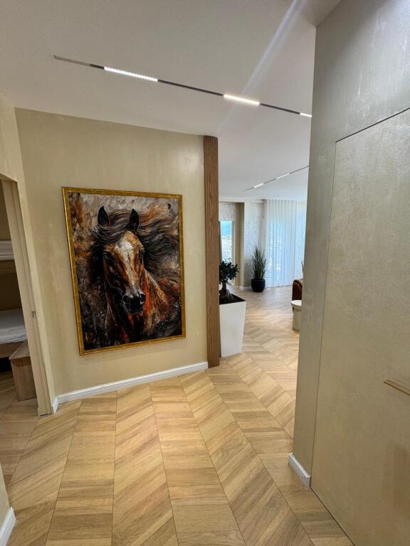 Apartament 2+1 + Parking ne Farke me pamje nga Liqeni!