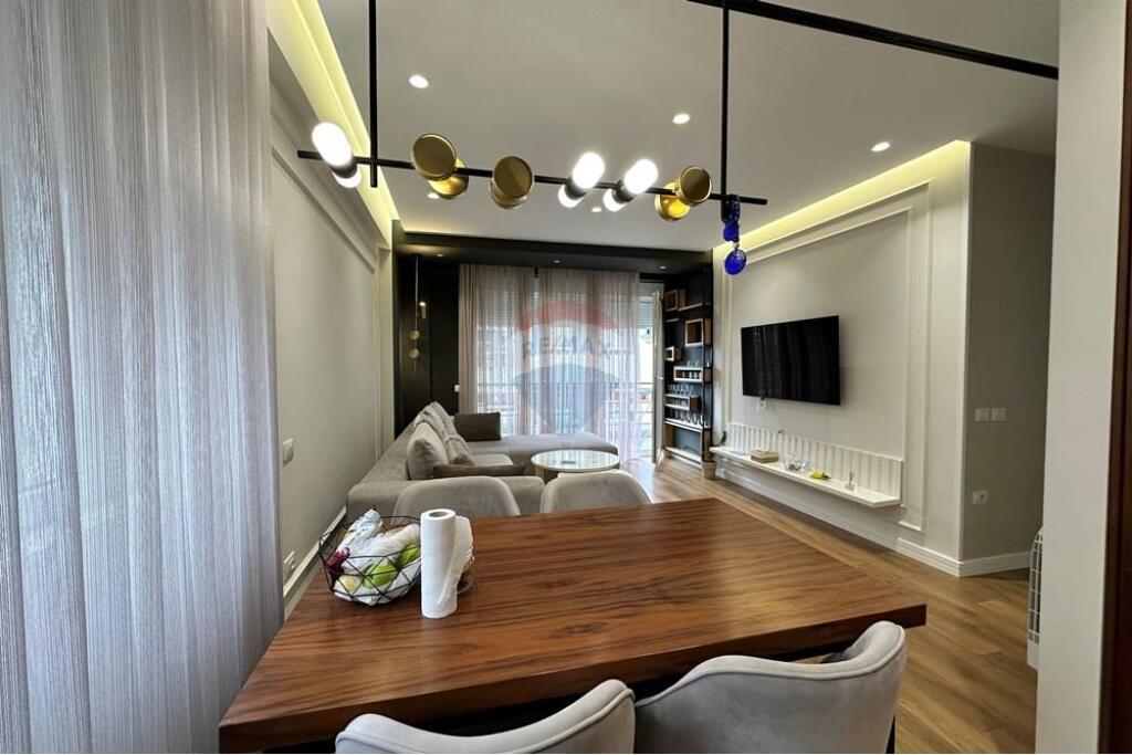 Për qira apartament 2+1+2 +Parkim