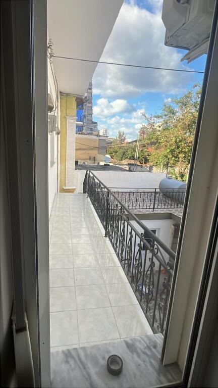 Appartamento 1+1+1 Balcone In Affitto