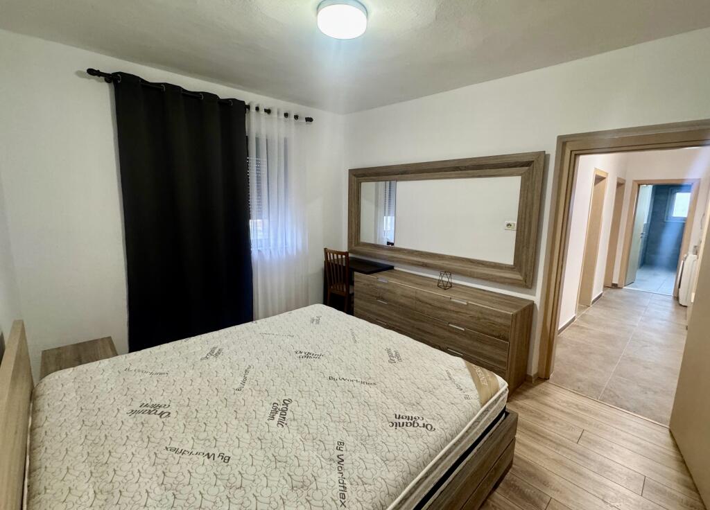 Qera Apartament 2+1 tek Rr. Kongresi i Manastirit