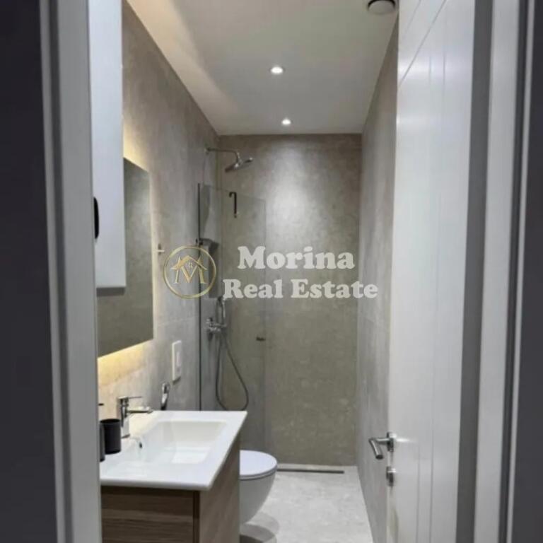 Affitto, Appartamento 1+1, Viale Zogu I, 800 Euro