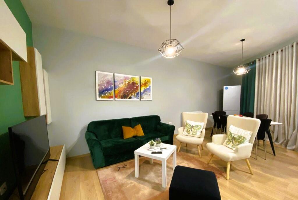 APPARTAMENTO 2+1+POSTO AUTO PRESSO OASIS RESIDENCE