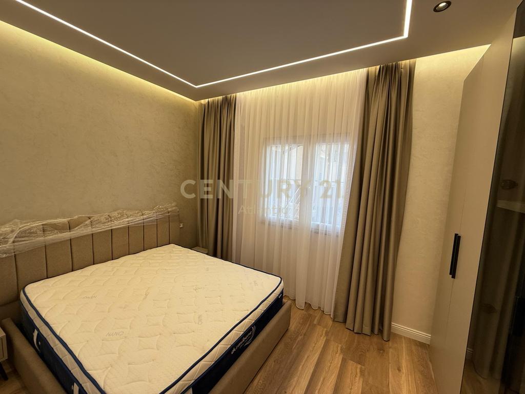 Apartament 2+1 Me Qira në Plazh, Stacioni i pare -Durrës!