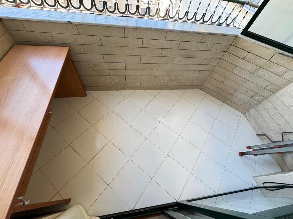 Apartament me qera 1+1 Tek 21 dhjetori