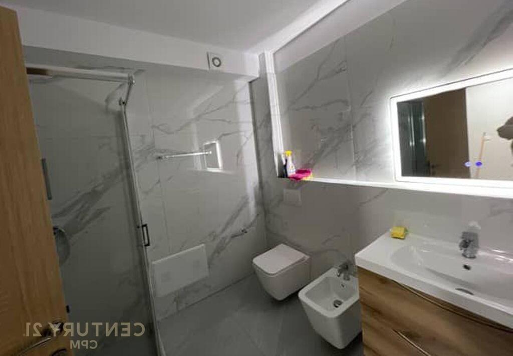 We rent out 1+1 apartment at 5 Maji