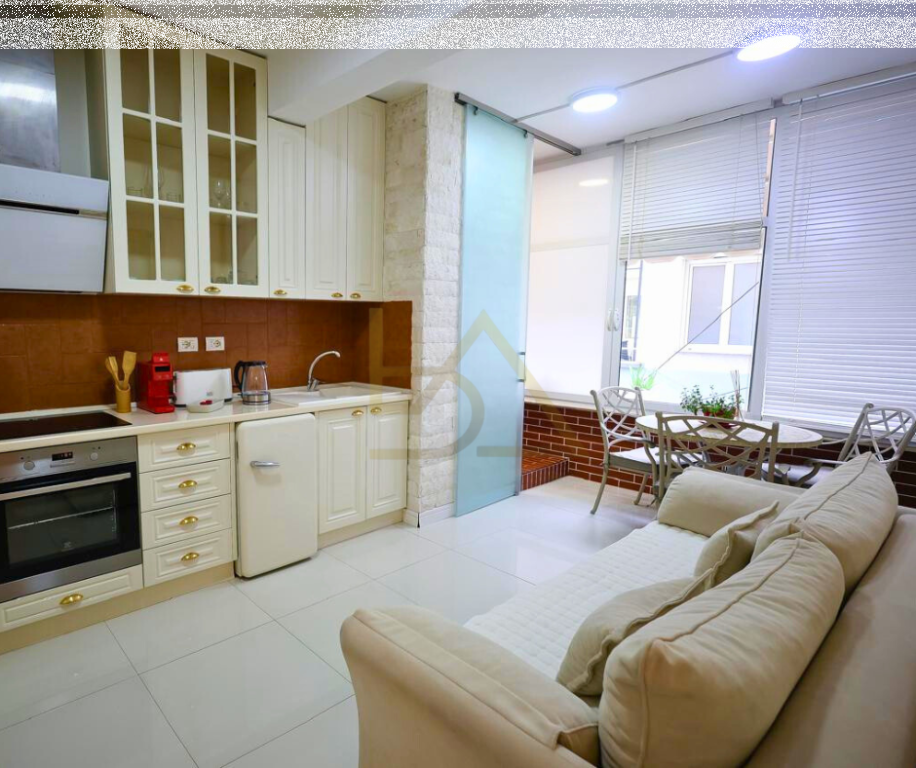 Shiten 3 Apartamente – Bllok, Tiranë