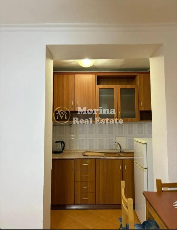 Qera, Hyrje private 1+1,Rruga e Dibres,370Euro/muaj
