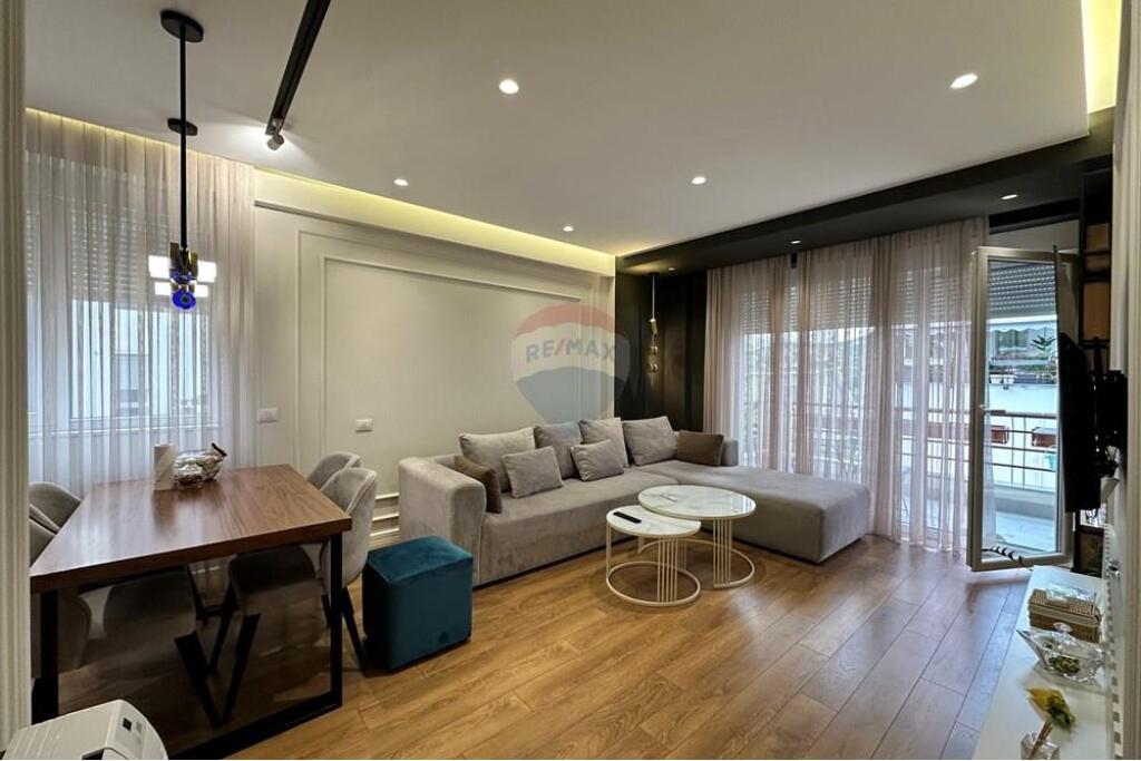Për qira apartament 2+1+2 +Parkim