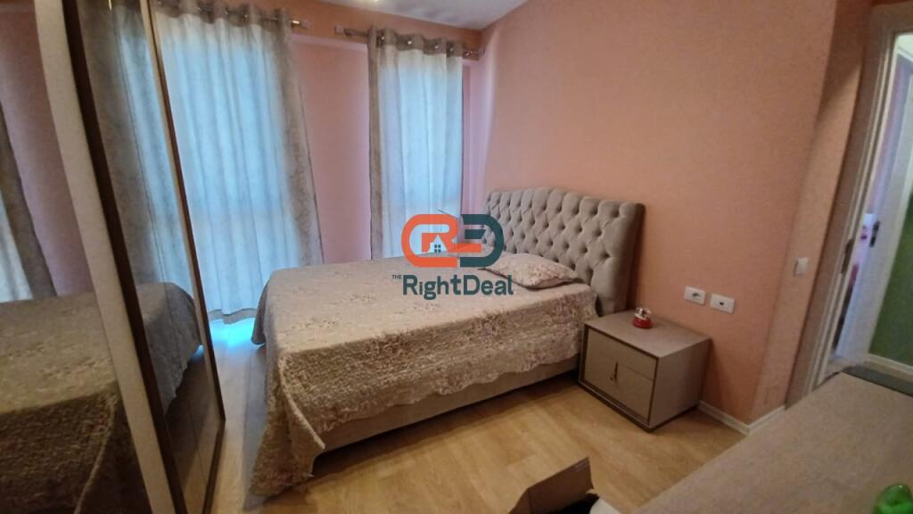 Tek Kompleksi ASL, Jepet Me Qira Apartament 2+1+2 Me Planimetri Te Rregullt, Me Mobilim Bashkekohor!!