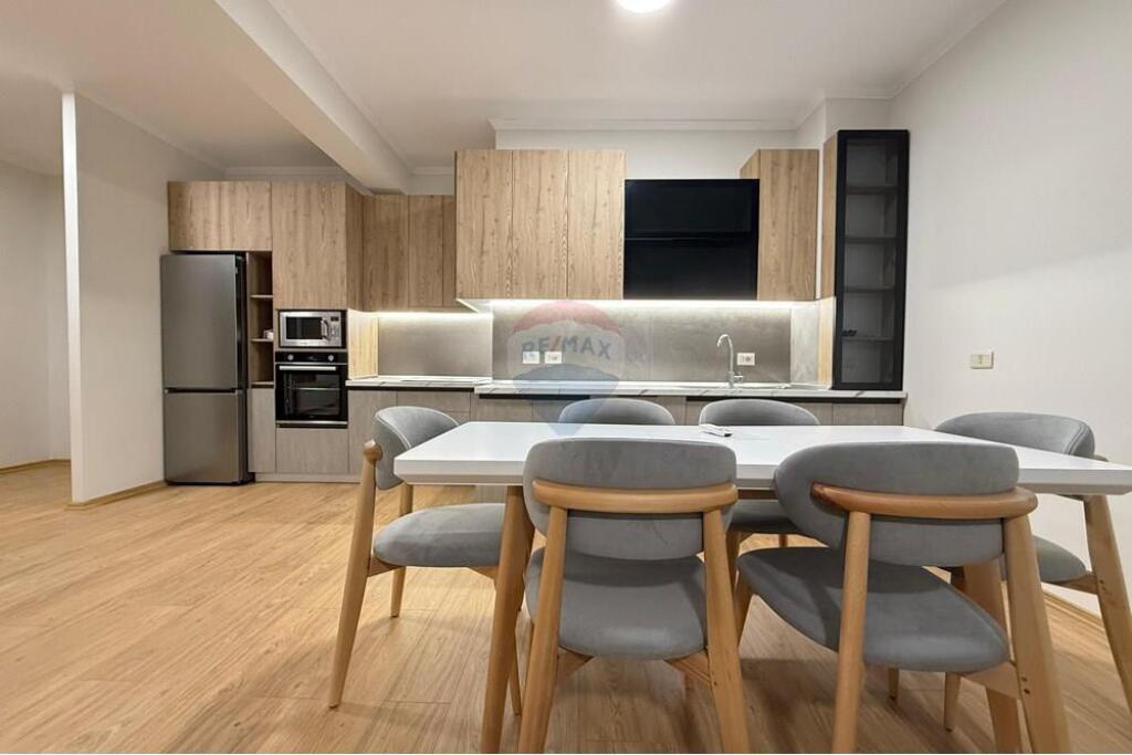 Apartament 2+1 me qira tek Zogu i Zi
