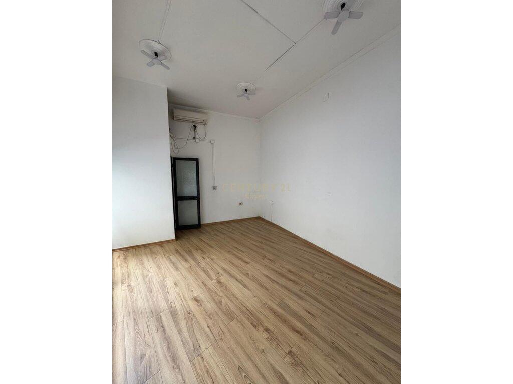 OFFICE SPACE FOR RENT AT FORTUZI STREET