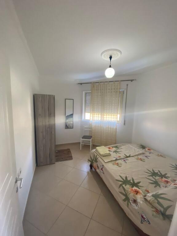 Jepet me Qira Apartament 1+1 Plazh Durres