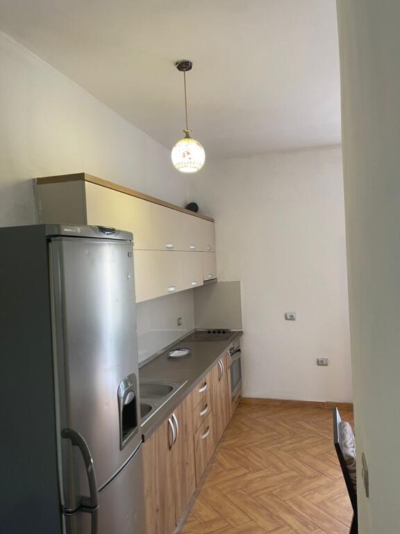 Affittasi Appartamento 2+1+1 con Balcone