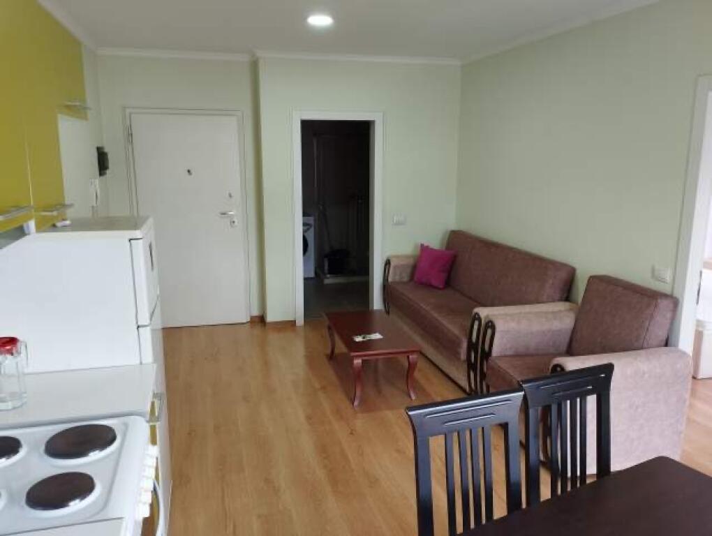 Appartamento 1+1+1 Balcone In Affitto