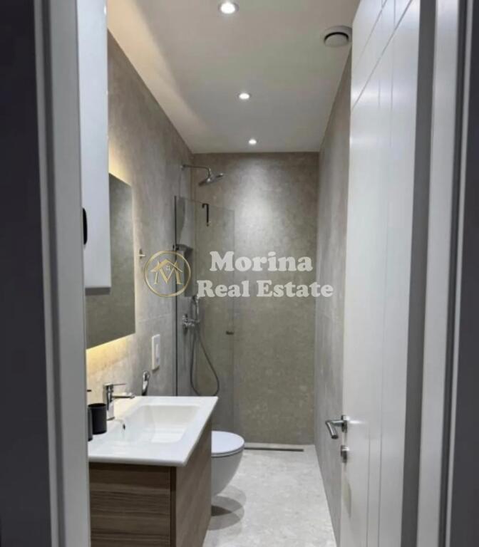 Affitto, Appartamento 1+1, Viale Zogu I, 800 Euro