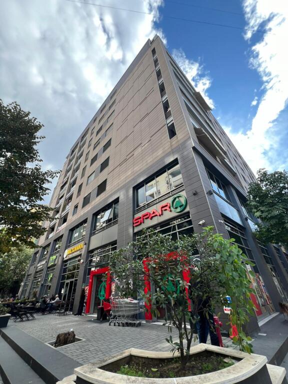 Office space for rent, Spar Building, Bllok.
